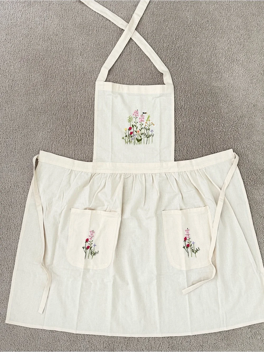 Floral Hand-Embroidered Cream Apron Wildflower Garden / Bee Motif - Gifts